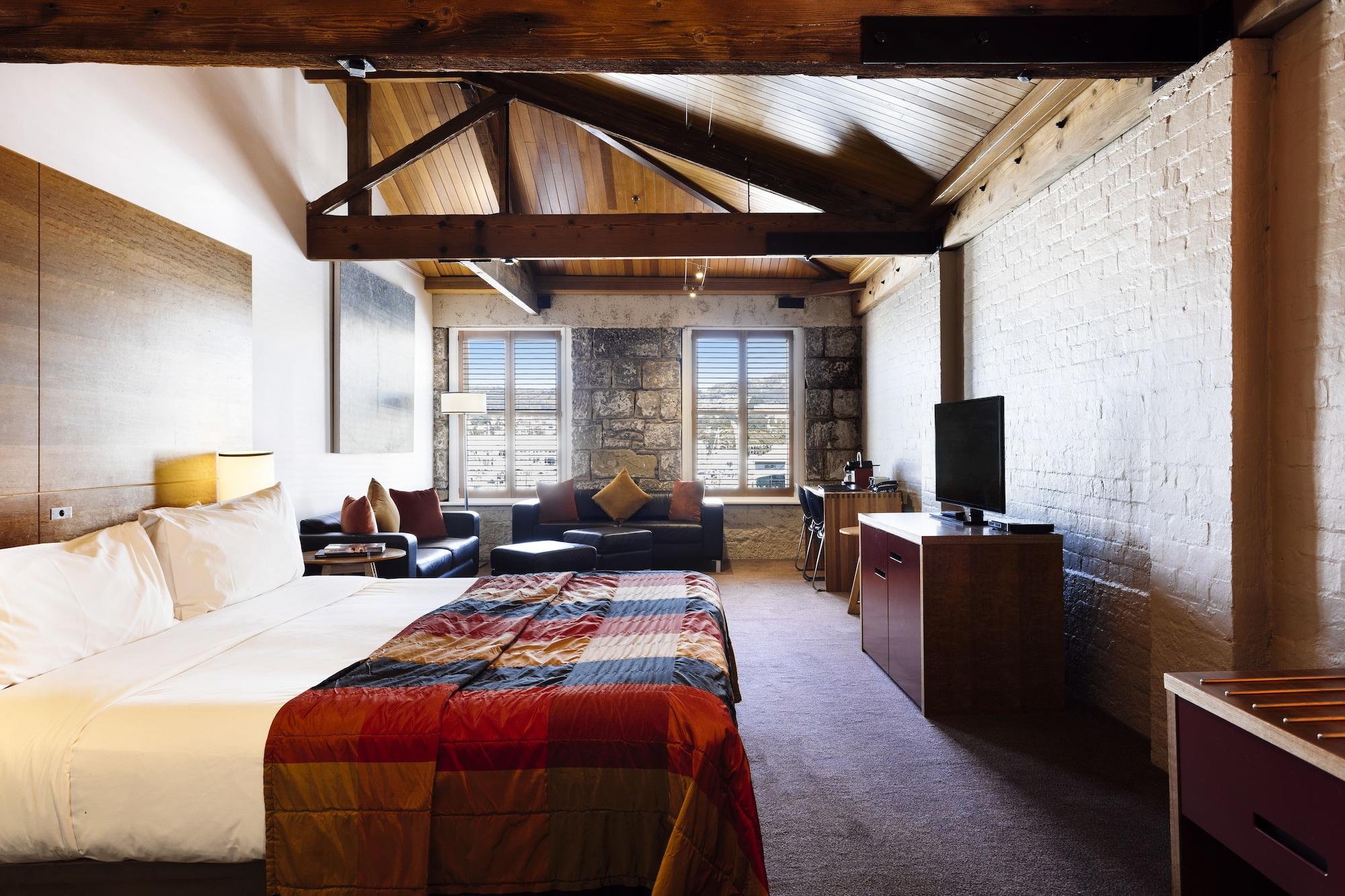 The Henry Jones Art Hotel Hobart Luaran gambar A room at the Hotel